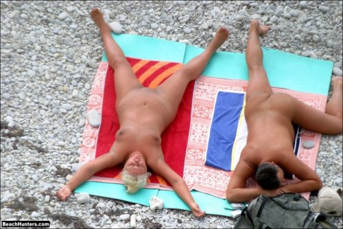 chubby-nudists-and-naturists:  I appreciate the different kinds of nudists  http://skinny-and-fat-nudists.tumblr.com/