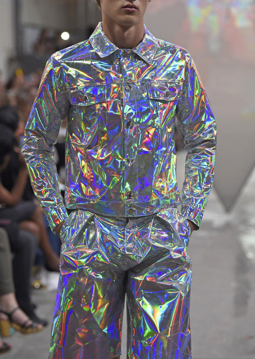 buhbbling:  monsieurcouture:  Fyodor Golan S/S 2015 Menswear London Fashion Week   ♥indie♥bubblegum♥