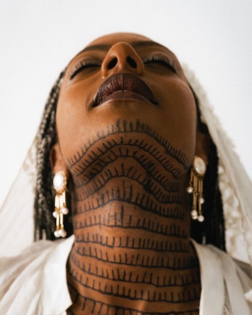 osengwa: “ንቅሳት/Nikisat: the practice of body art/tattooing to increase one’s beauty&rdqu