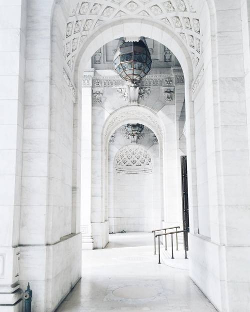 foreverchampagneiglikes:New York Public Library is so gorgeous! Could spend hours exploring here#wan