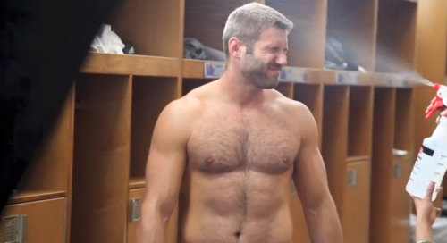 dirtybeardadmike:  Ben Cohen is so beautiful….so freakin cuddly and hot!!! He looks so hot!!!!! 