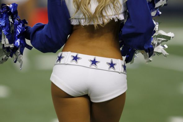 It&rsquo;s off-season for football, and I&rsquo;m really missing the cheerleaders. 