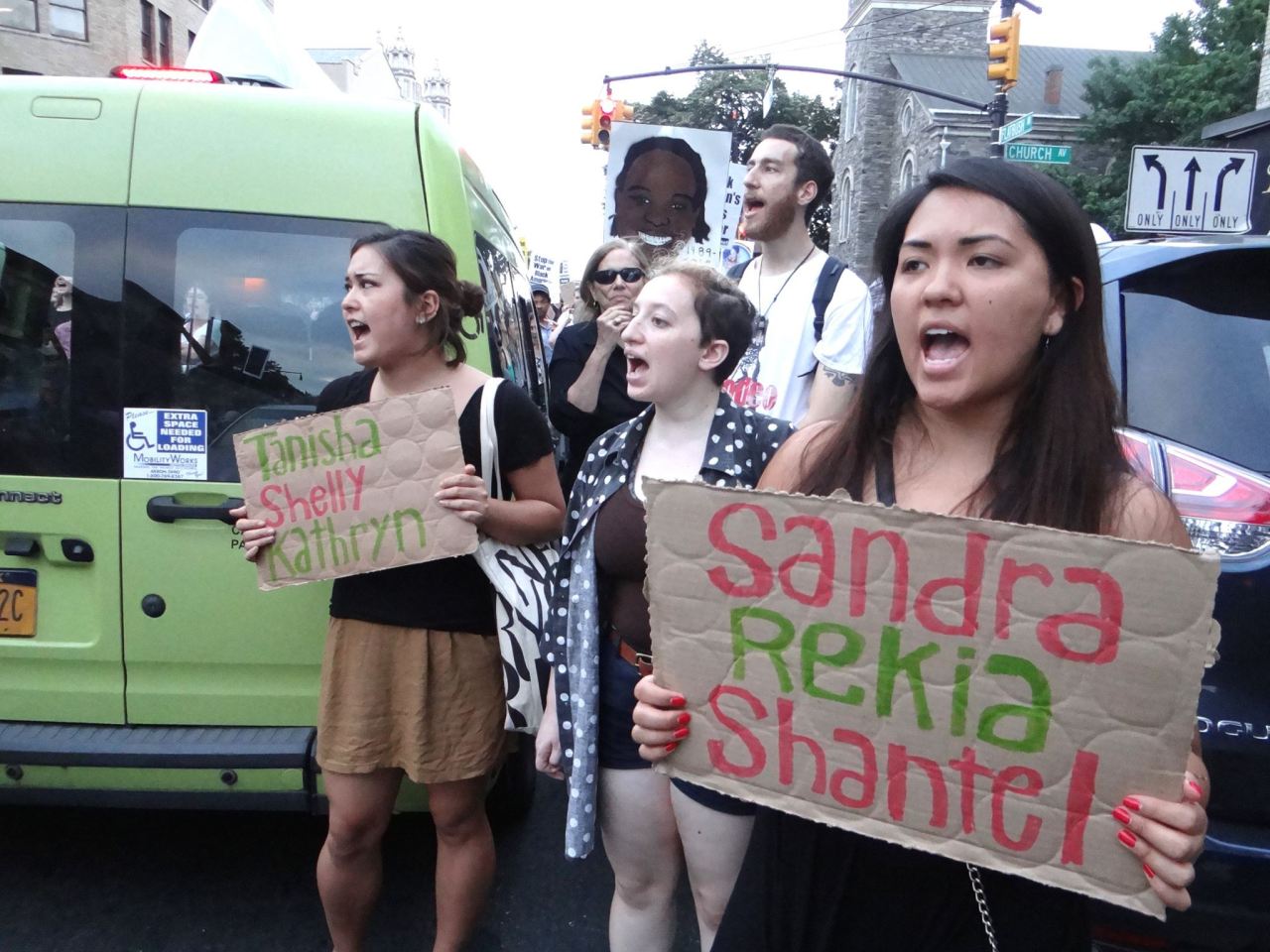 zerosuit:  fuckyeahmarxismleninism:  Brooklyn, NYC: Justice for Sandra Bland and