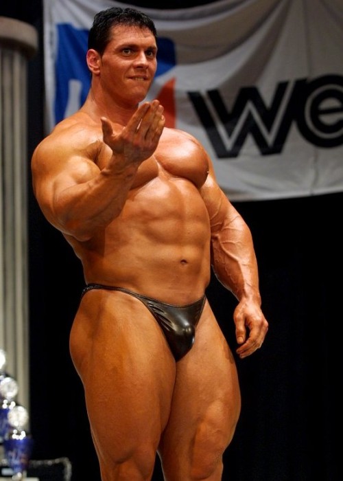 proudbulge:  Paco’s pouch-o always makes me weak. 