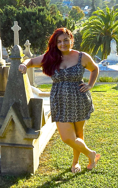 fattydeschanel:  Summer and cemeteries.  dress: BeBop via Marshall’s; flippy-floppies: Havaianas; you can’t see my earrings but they’re from Forever 21  So pretty