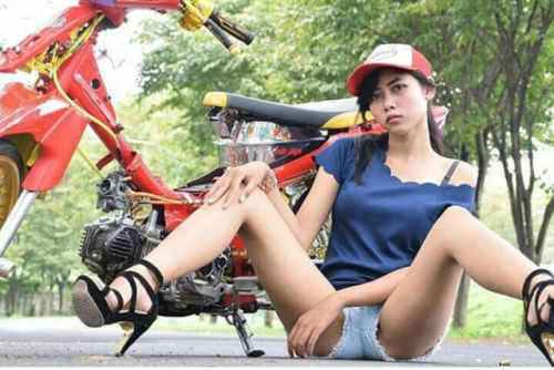 Minah Rempit..