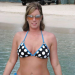 milfs-in-bikinis: