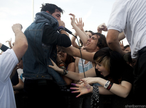 capturetheink:  ISSUES by sheriberman. on Flickr. 