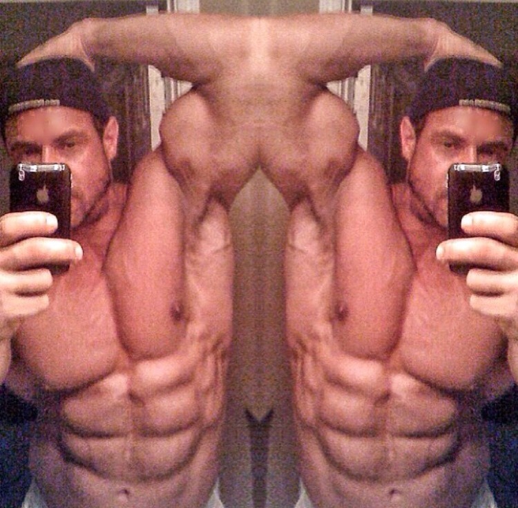 jboys20:  💕JEZEBEL’S HUNK OF THE DAY💕  My daddy is all muscle 😘  Follow