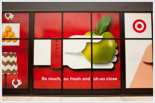 Zachary Scott shot custom prop hands for a flexible point-of-sale system for Target Express, a new smaller footprint concept Target just launched.
AD: Jon Erickson, Art Producer: Marsha Trainer