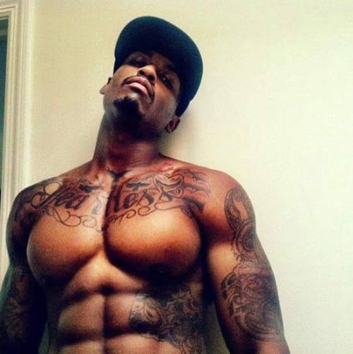 Yes he is sexy brothet