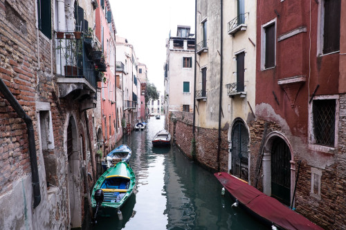 neumarc: Streets of Venice The canals in this city are like streets for cars Venezia - September, 20