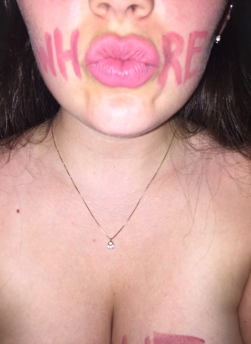 daddysluttyprincess00: Reblog for a personal nude