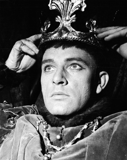 ciaranhnds:Richard Burton as Henry V | Stratford, 1951