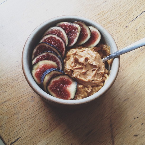 iamnotover:  The best of oatmeal for April  