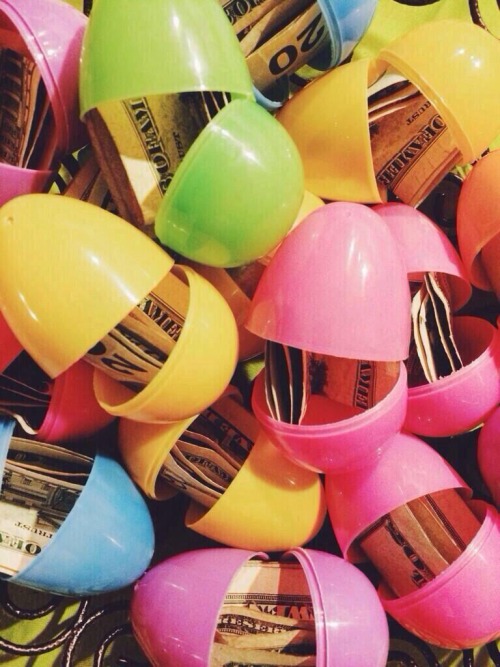 theryanproject: bandolin21:  The kind of Easter egg hunt every college student needs.  ^if that were the case the Easter egg hunt would turn into the hunger games   tbh when I was in college I was broke as hell so I’d be taking heads off tryna get