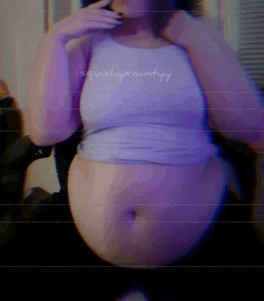 thiccerywitch:*giggles* i got a lil thicc recently oopsie 👀Thankies for all the lovely support! You really want to see me getting fat huh? 😏🤤