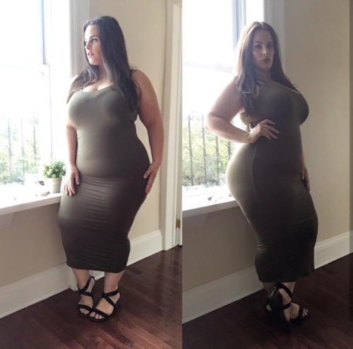 rarethickies:  This is sexy.  Go head girl
