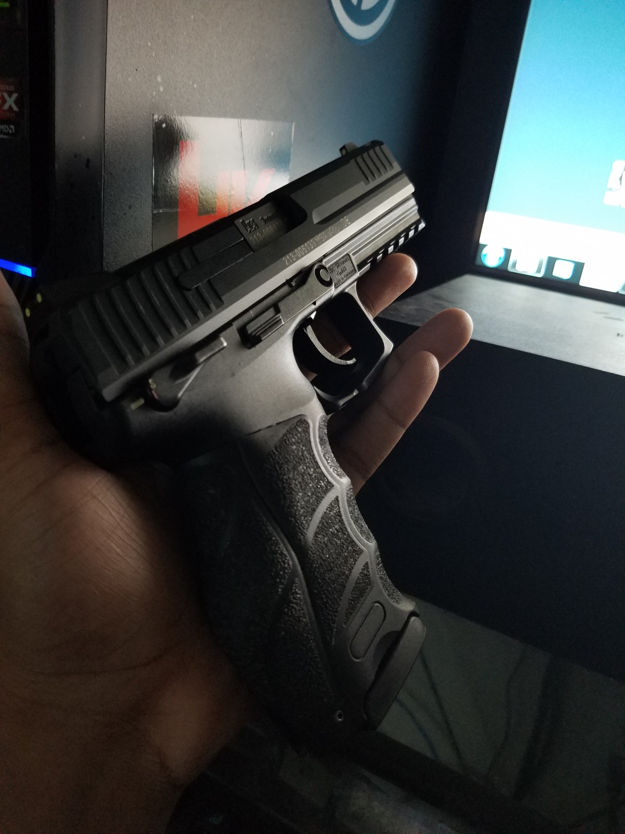 brazilianwaxguns:  just-remington:  Have a photo of my P30L  Can I have just one