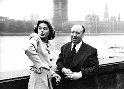 antipahtico:  Ingrid Bergman &amp; Alfred Hitchcock (1948)