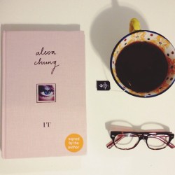 thingsloversdo:  Recipe for a lovely night. Tea + Alexa Chung’s book. 