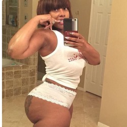 thequeencherokeedass:  Www.chatstar.com/Cherokeedass