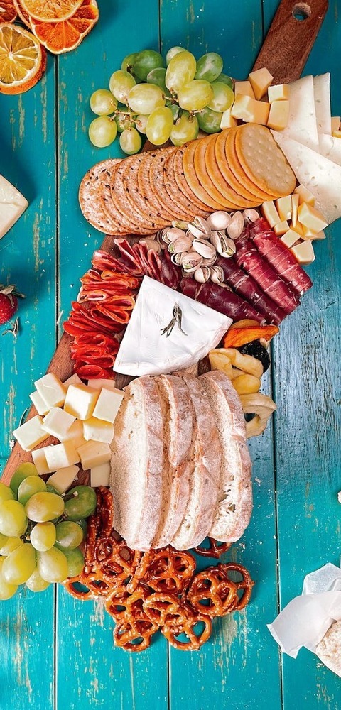 Camembert And Mozzarella With Pistachios, Pretzels And Berries Charcuterie Board Recipe