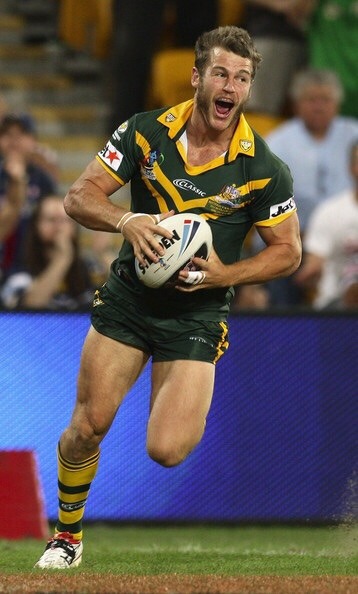 biblogdude:  That ass is begging for my tongue txcwbysexy:  Sexy ass rugby player David Williams 