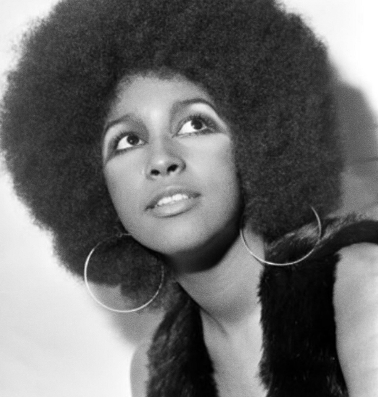 Ретро чернокожие. Marsha Hunt. Marsha Hunt певица. Марша Хант афро. Марша Хант 1969.