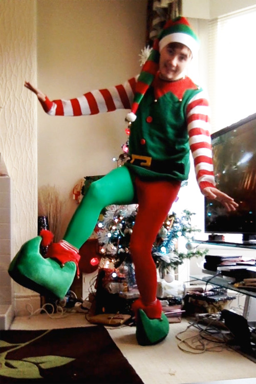 tomgungy:  orangehares:  Elf part 2 (part adult photos