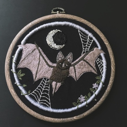 d20-darling:sosuperawesome:Embroidery by Lyla Mori on Instagram@uberfrau@rose-tinted-wings I wish I 