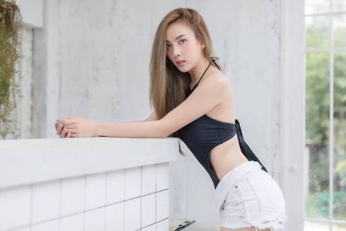 hot-girls-asia: More of hot beautiful girls adult photos