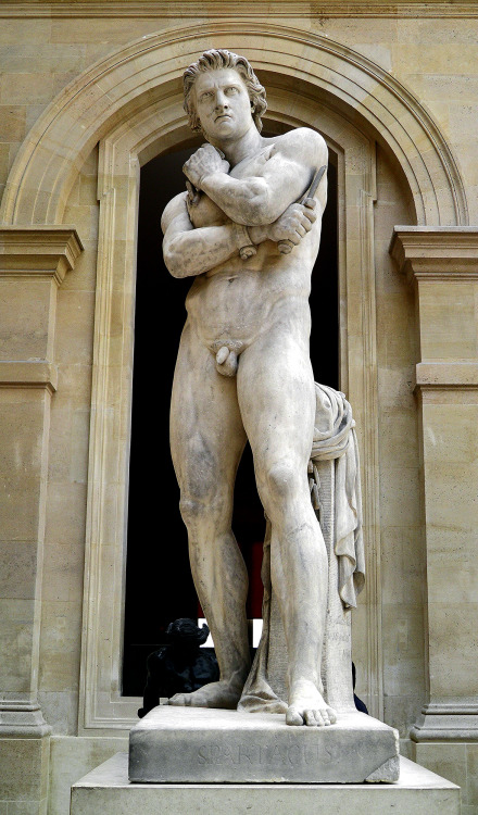 XXX Spartacus.  1830. D. Foyatier. Louvre. Paris. photo