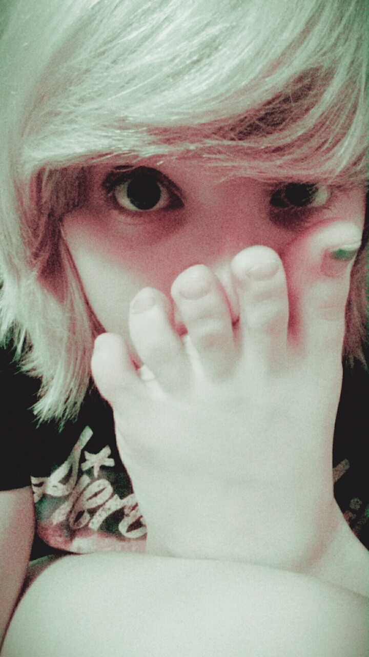 Face and Feet