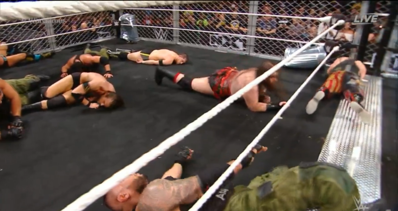 dacommissioner2k15: spiteandsparkles:  everyone is dead, someone call an ambulance