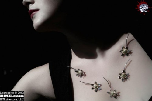 dechairetdacier: Play piercing imitating jewelry
