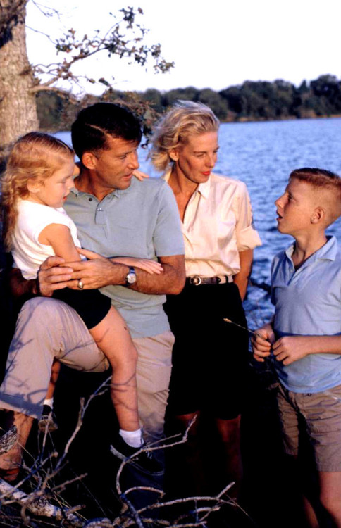 gusgrissom: Happy birthday to Walter Marty “Wally” Schirra Jr. (March 12, 1923 &nda