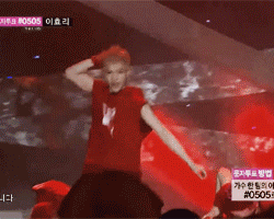  Red!Yixing reminds me of a super saiyan 