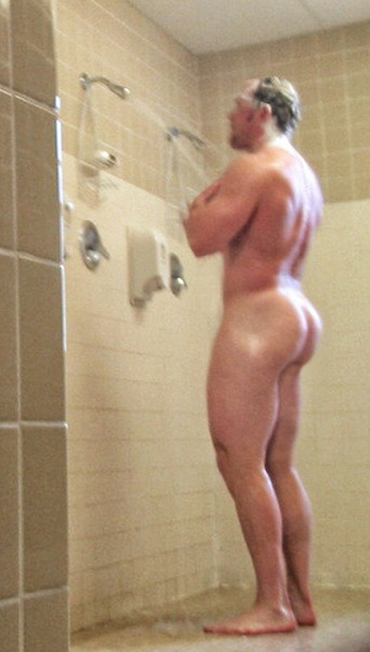 Men with bubble butts