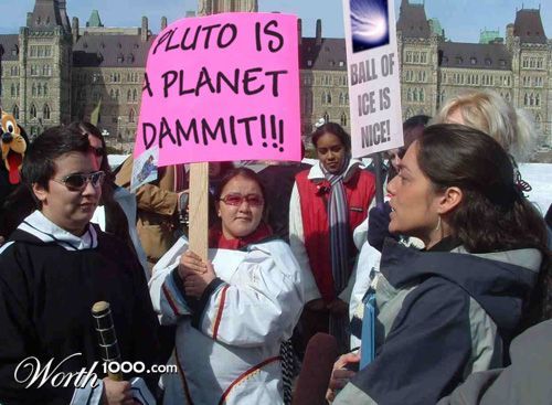 caffeinatedlackey:  apriki:  Remember when someone decided Pluto wasn’t a planet