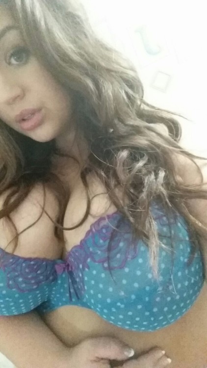 Porn Pics housewifeswag:  have some pictures from my