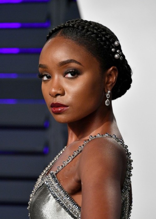 KIKI LAYNE in Atelier Versace at the 2019 Vanity Fair Oscar Party