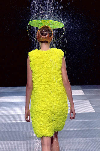 3vecesporsemana: Waterproof. Junya Watanabe SS 2000.