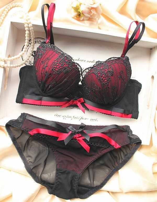 uchimada-official:  KEIKO **FREE Worldwide Shipping** 
