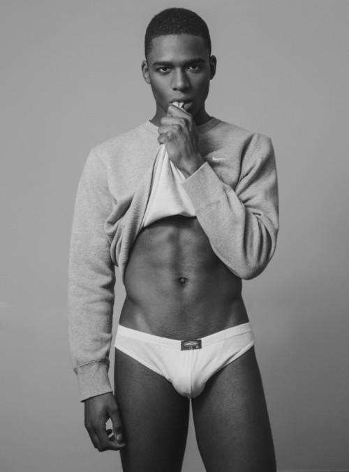 black-boys:  Rodrigo Barradas at Bookings Models London