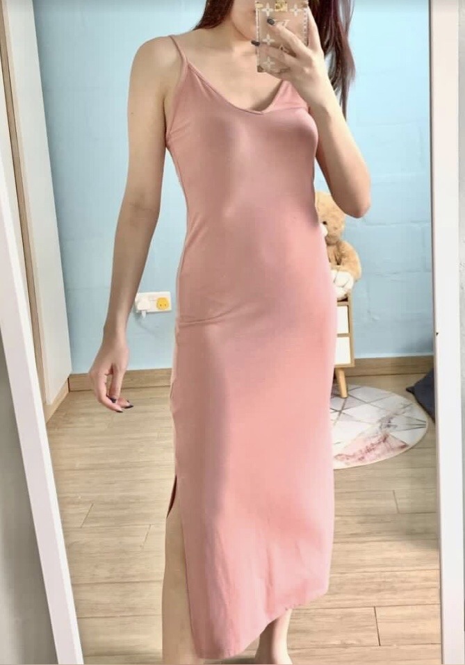 Porn Pics whatsinmycloset:Bodycon slit dresses for