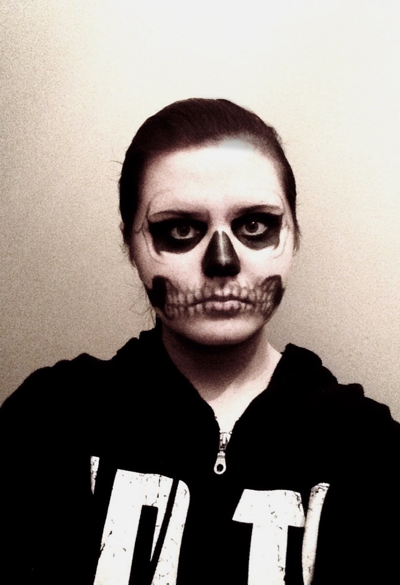 halloweenween:  How do you guys think I did? 💀