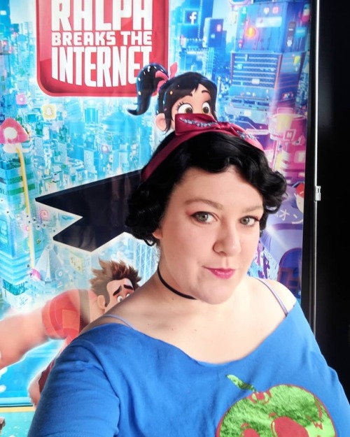 Just finished #ralphbreakstheinternet . Such a cute movie. I dressed up in my casual #snowwhite cosp