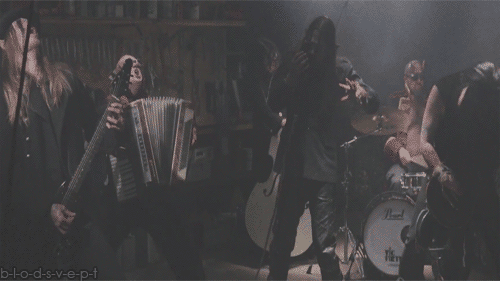 untilthelighttakeus:  Finntroll - Häxbrygd 