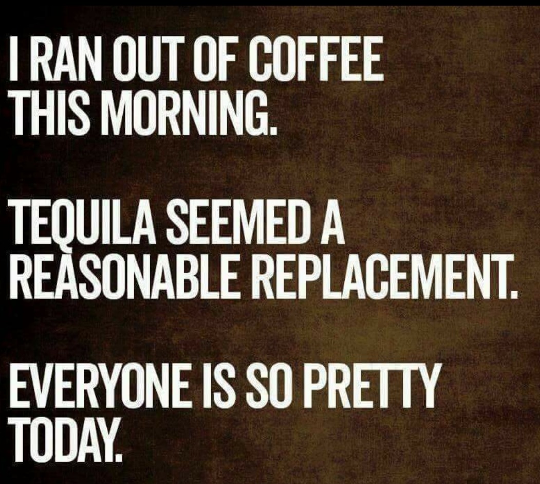 rippedjeanseyesofgreen:  jennibean80:  😂❤💋  😂😂😂😂🥃🥃